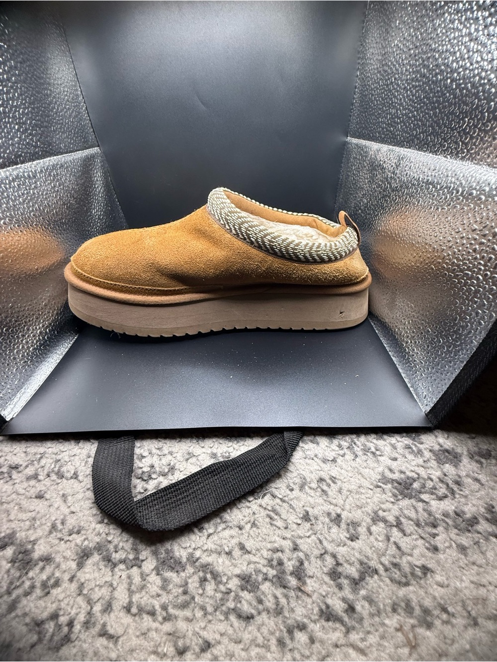Koolaburra Platform Slipper - Picture 8 of 8